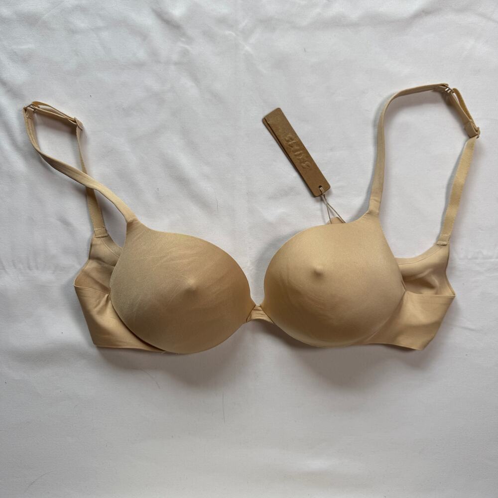 SKIMS Ultimate Nipple Push-Up Bra Sand 32C NWT